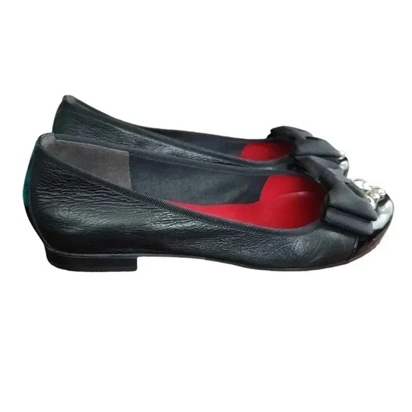 New Brighton "BOW" Slip On Flats Embellished Size 8 - Picture 2 of 4